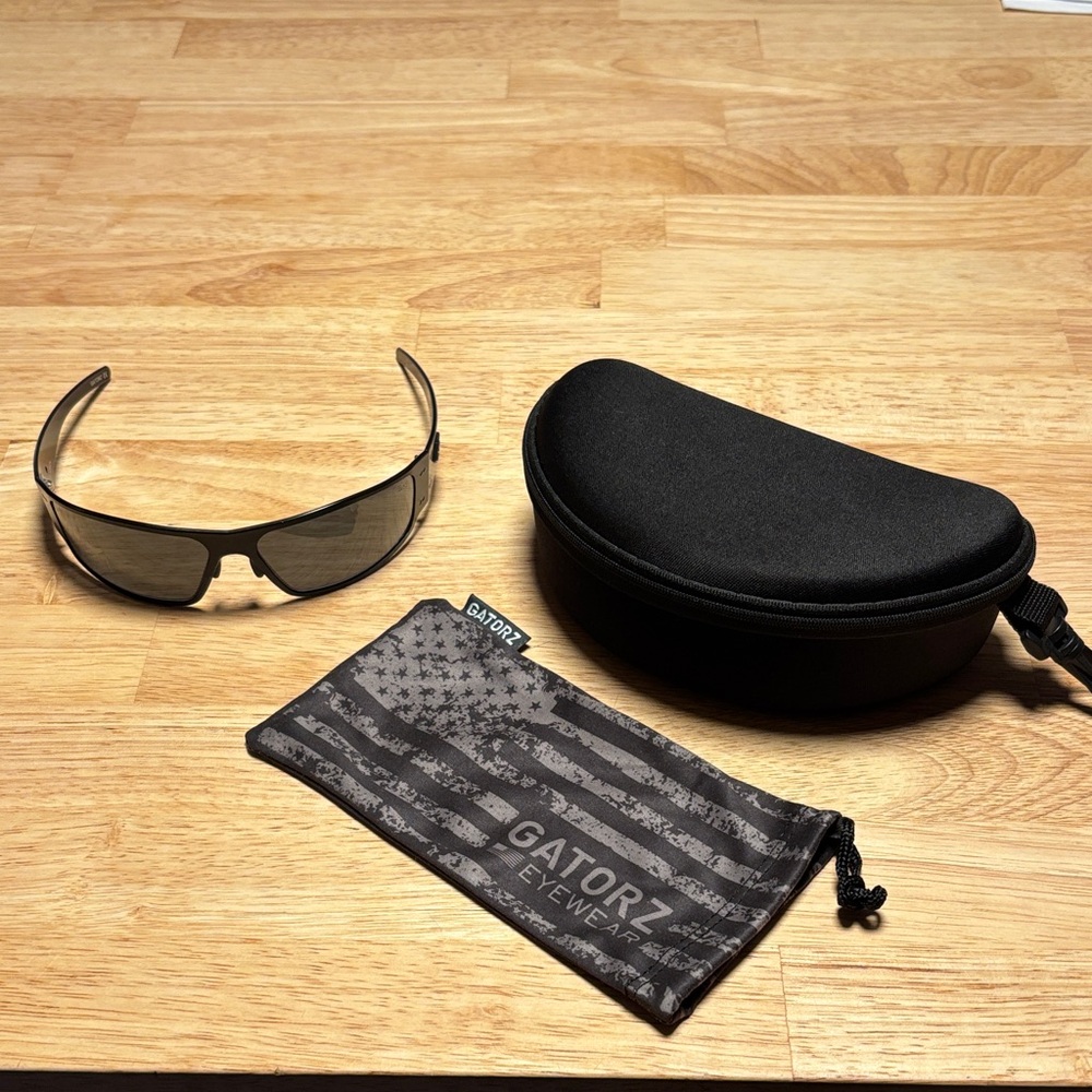 Gatorz Magnum Polarized Sunglasses with Case